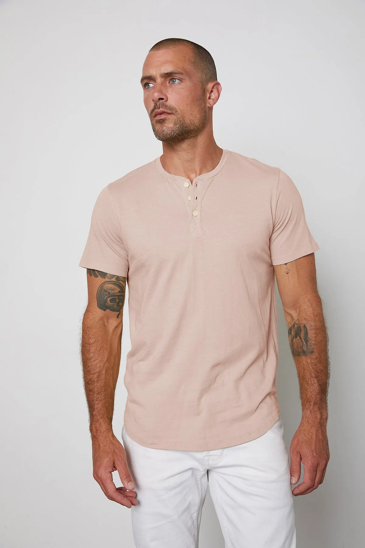 FULTON SHORT SLEEVE HENLEY