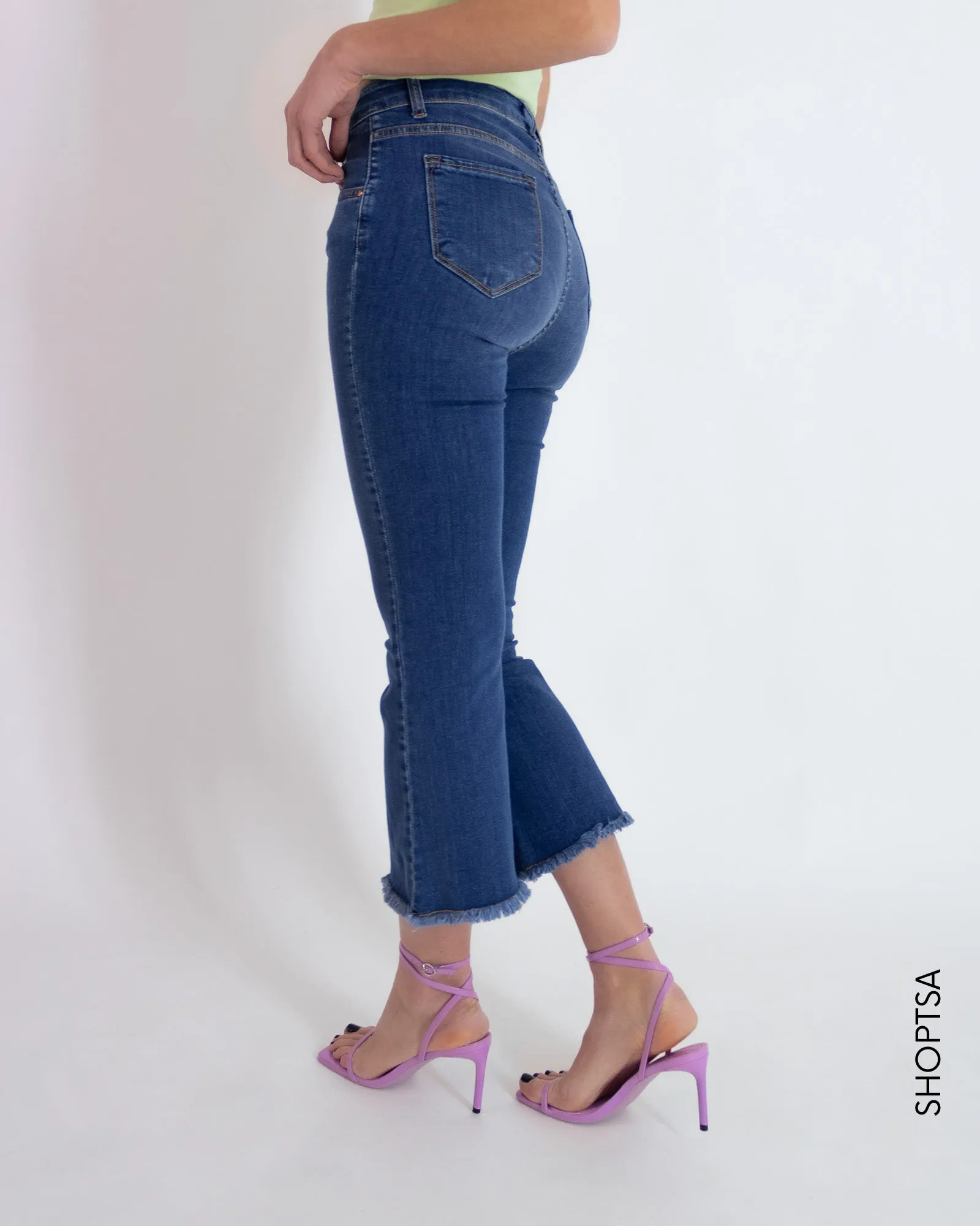 Jeans trombetta elasticizzato