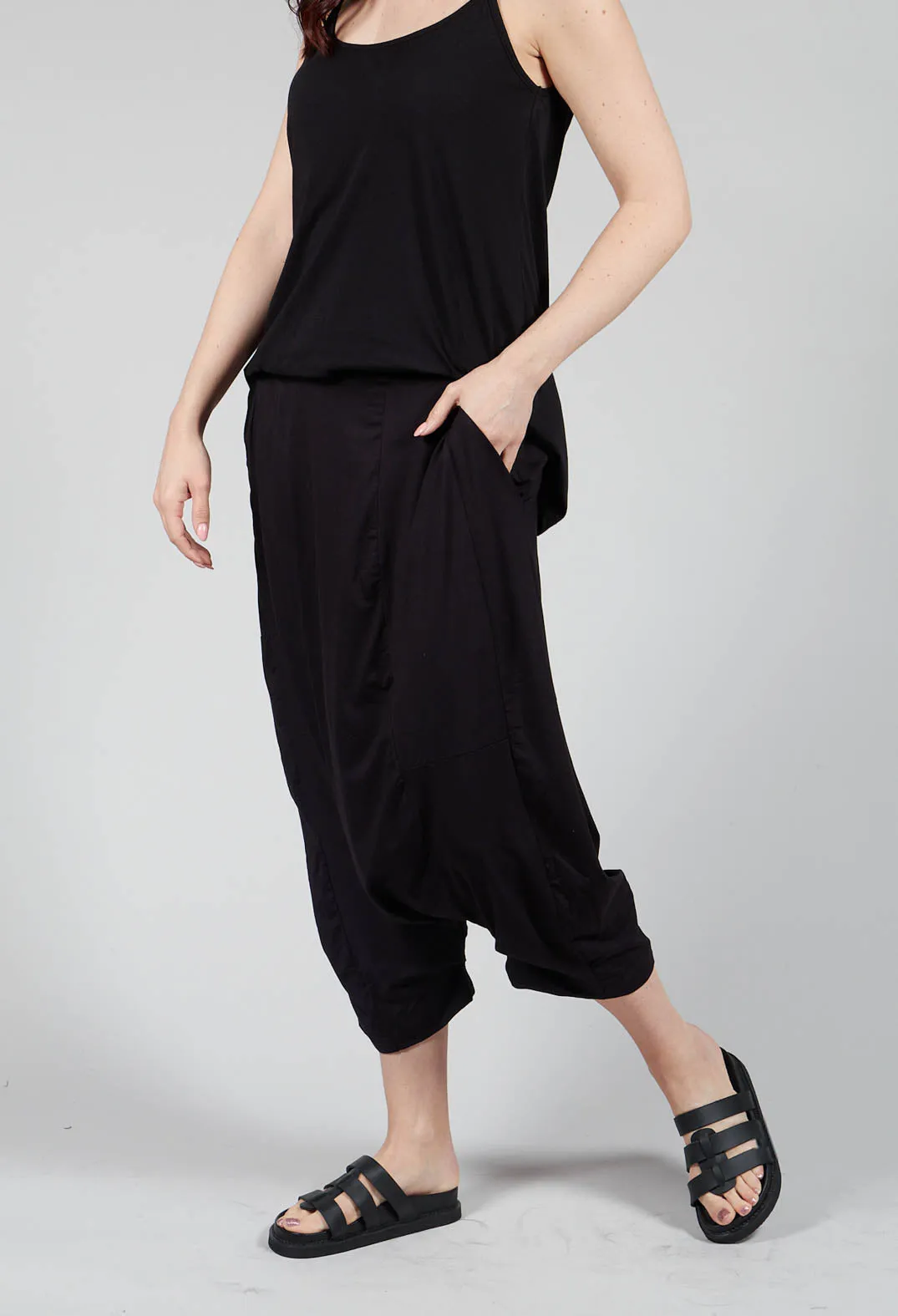 Jersey Drop-Crotch Trousers in Black