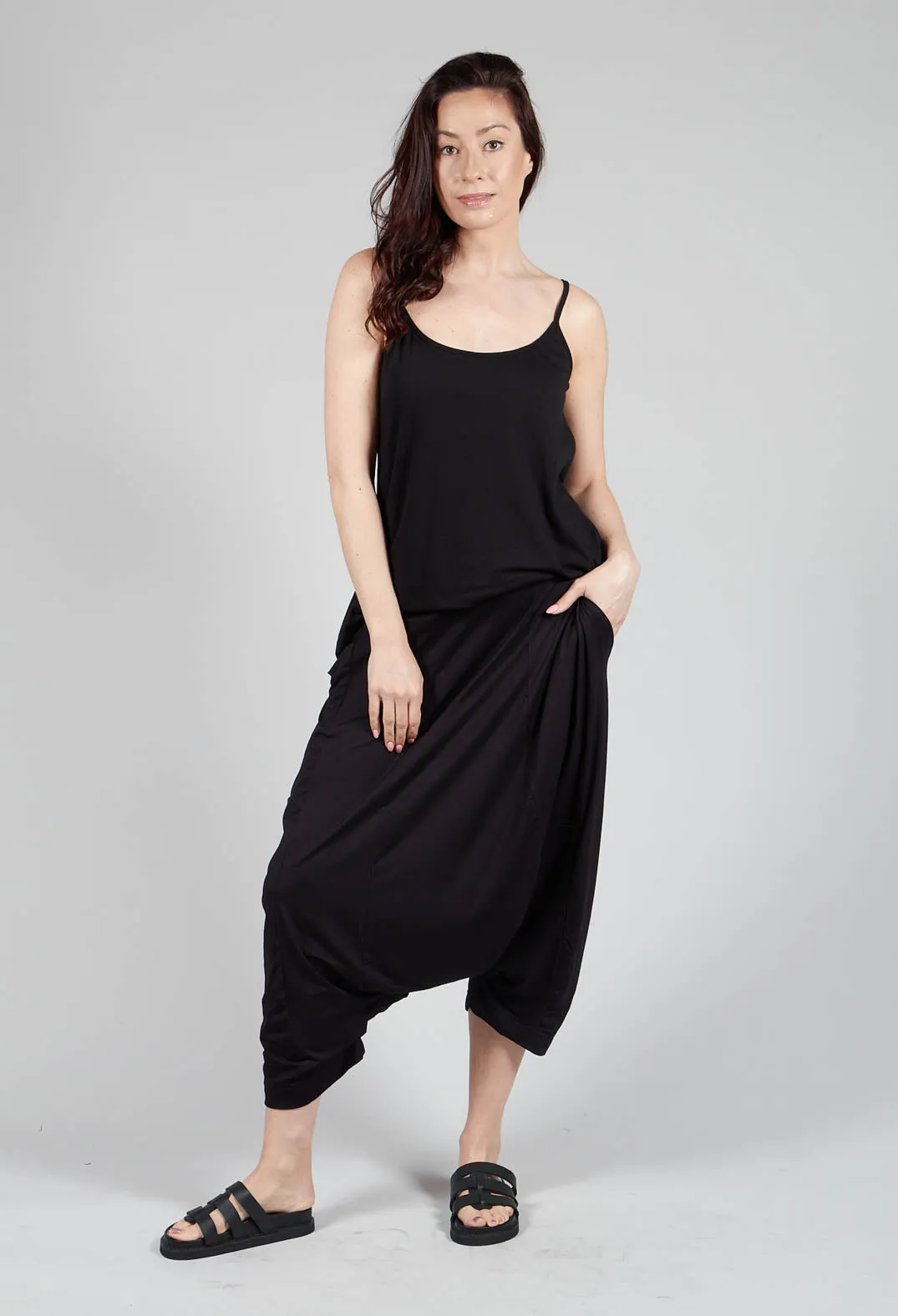 Jersey Drop-Crotch Trousers in Black