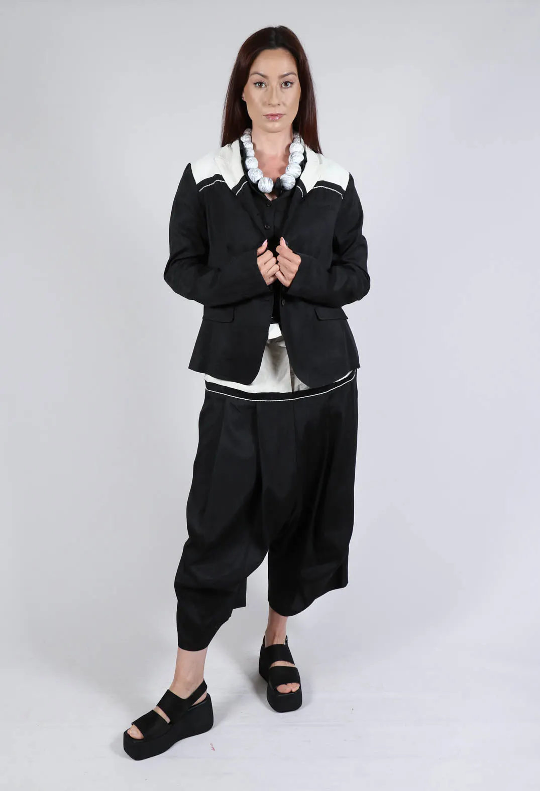 Lightwear Pleated Trousers in Blk Melange