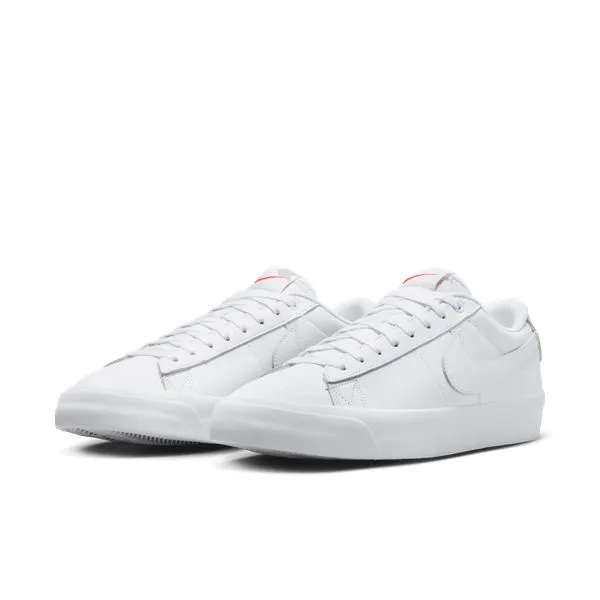 Nike SB Zoom Blazer Low PRO GT ISO 