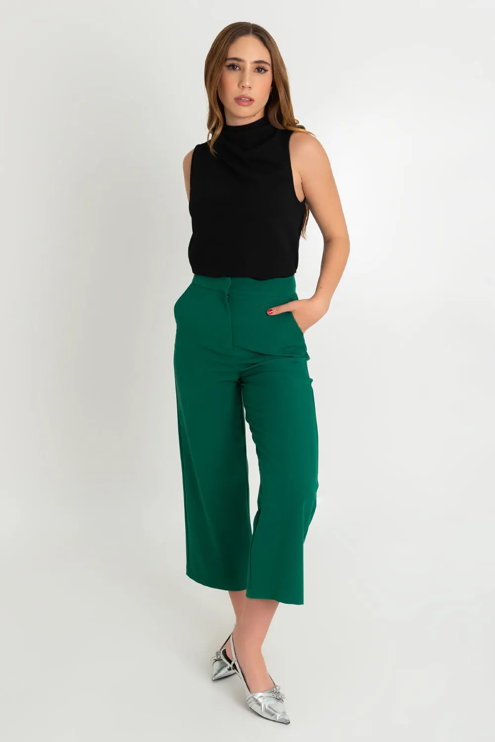 Pantalón ajustado de fit cropped flare