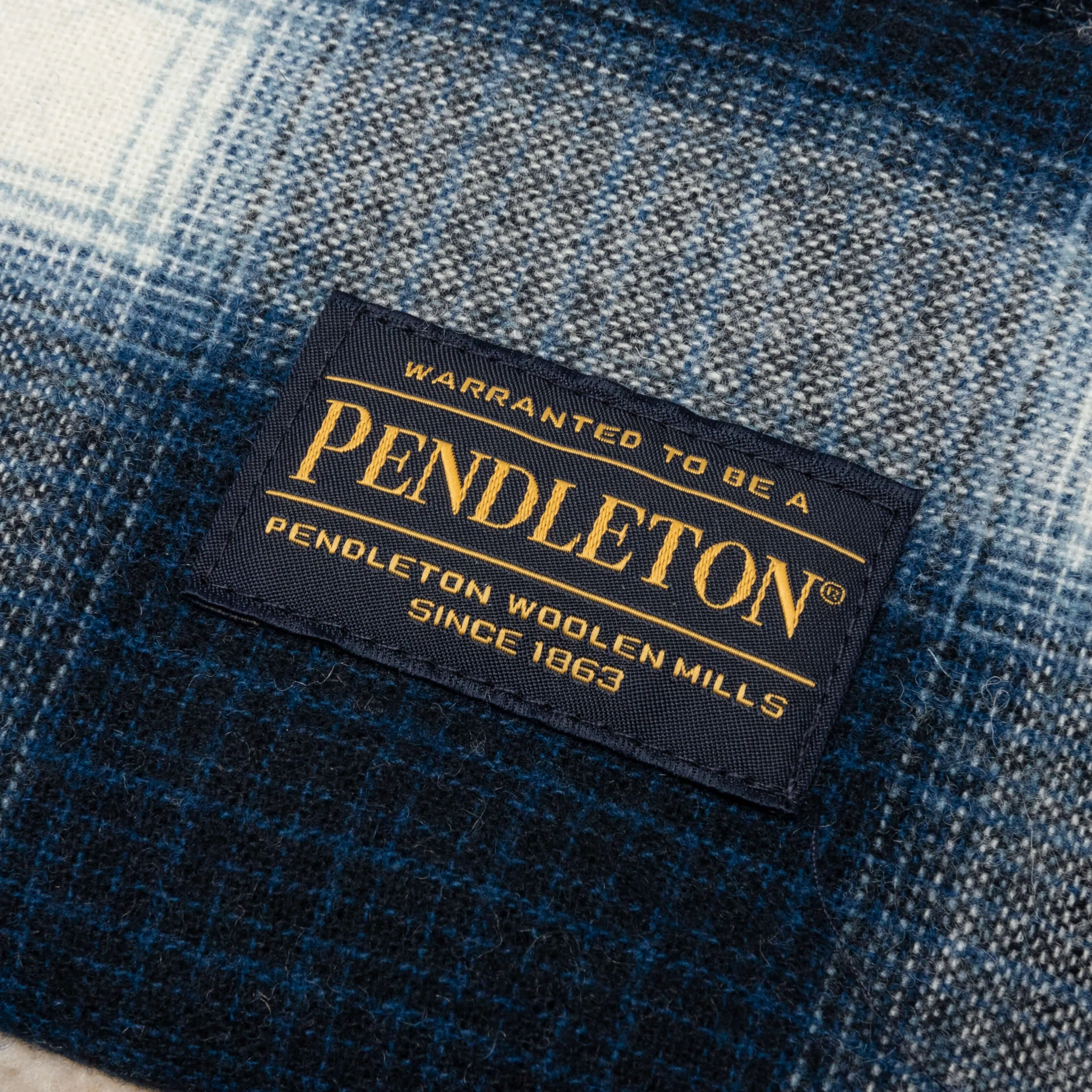 Pendleton .WO Check BOA Muffler - Navy