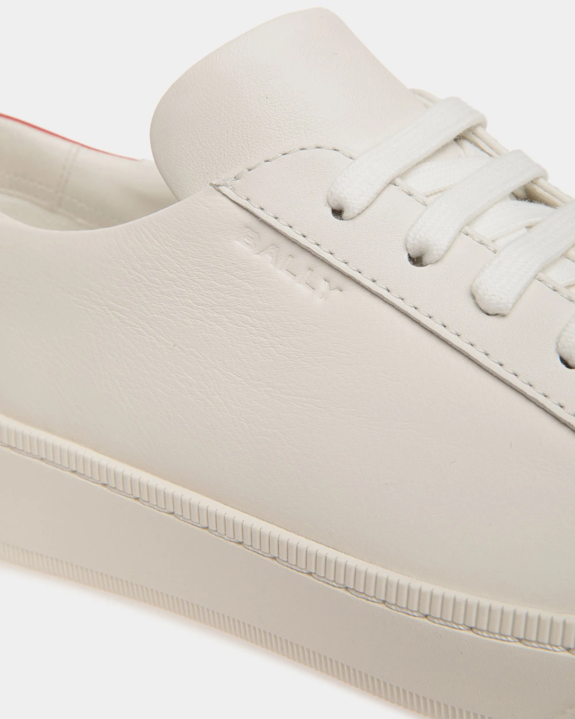 Raise Sneaker In White And Red Leather 