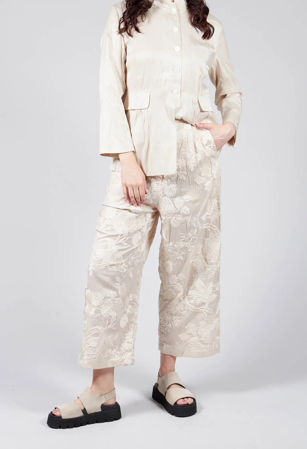 Vielles Fleurs Loose Trousers in Cream