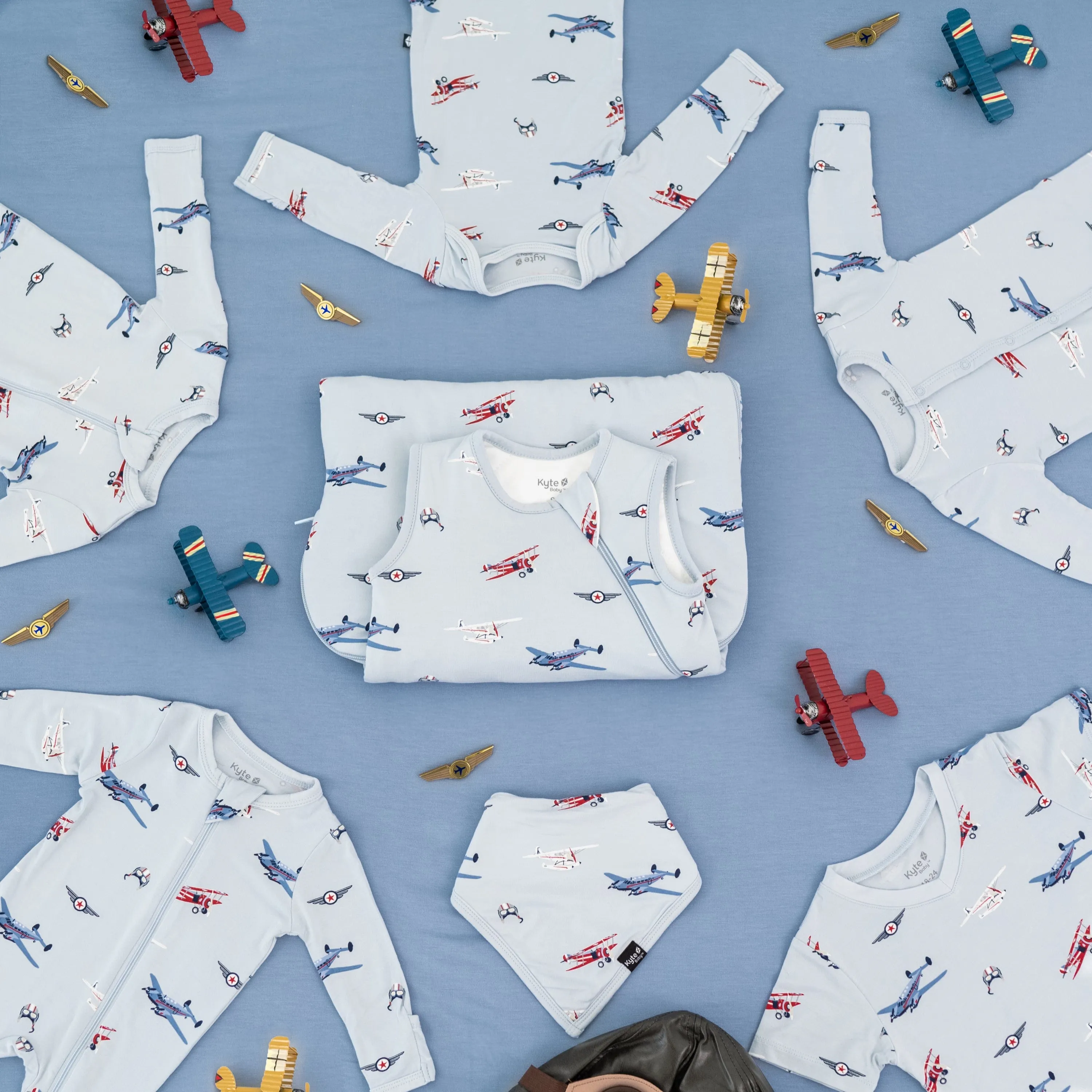 Zippered Footie in Vintage Planes